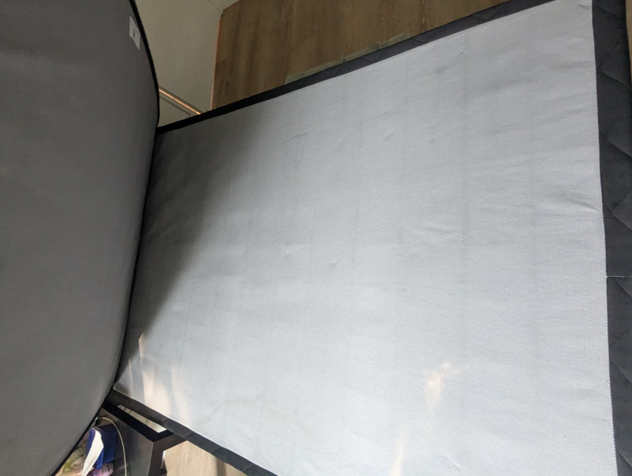 Full size mattress with box - photo 3
