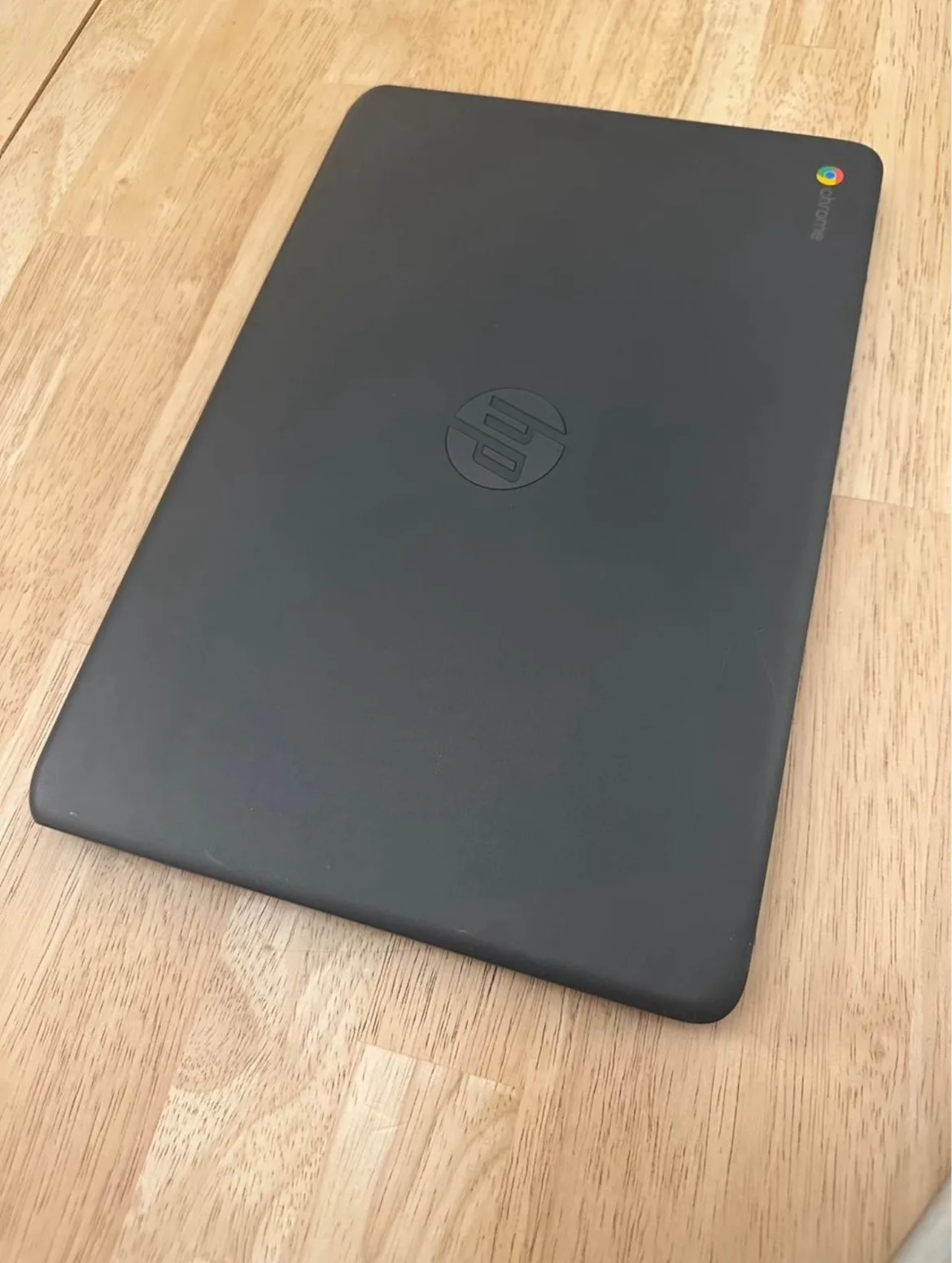 HP Chromebook 14" - Chalkboard Gray with Charger