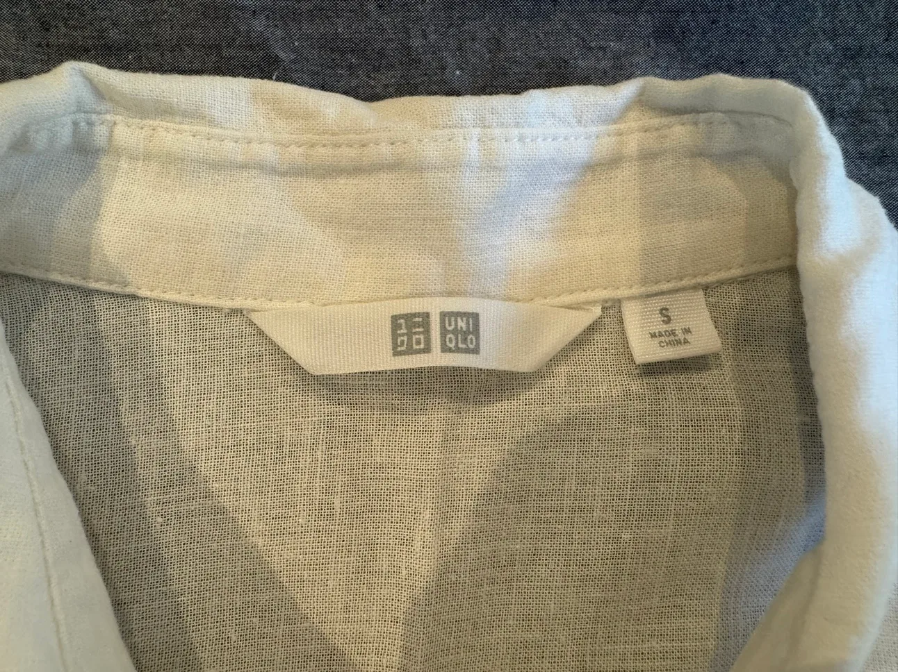 Uniqlo Women’s Long Linen Shirt image indicator(3)