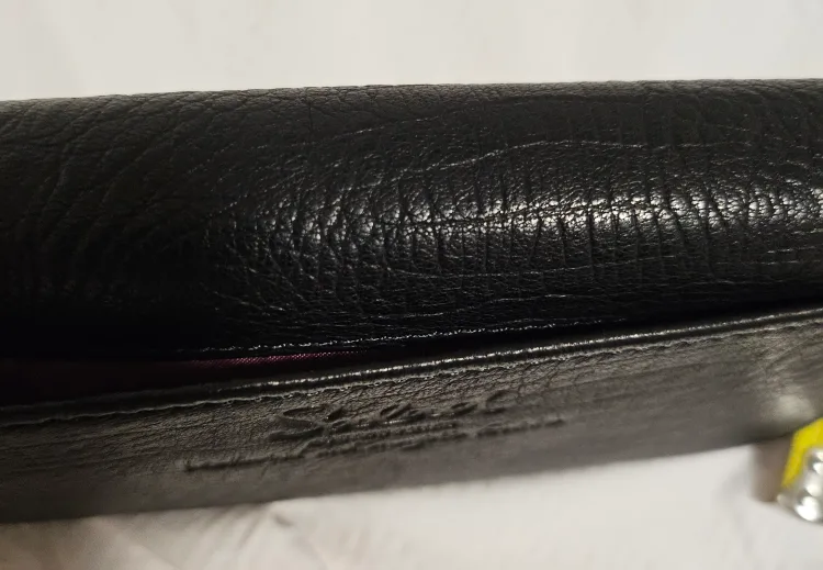 Salad Black Leather Wallet image indicator(4)