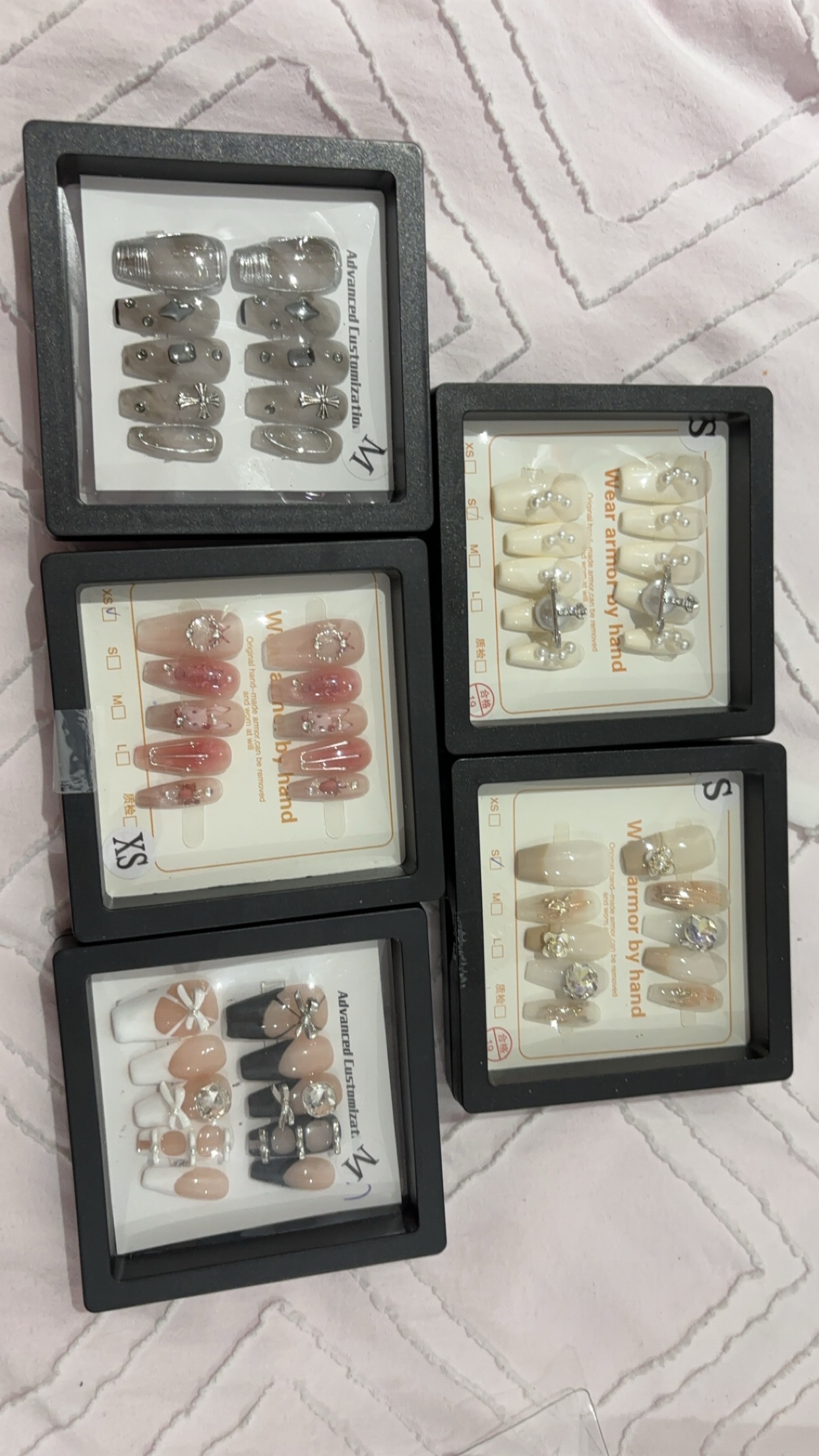 Press on nails