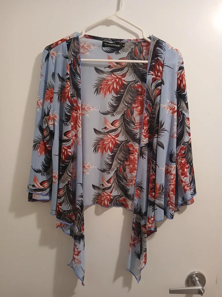 Floral Print Top/Cardigan, size medium (M) image indicator(2)