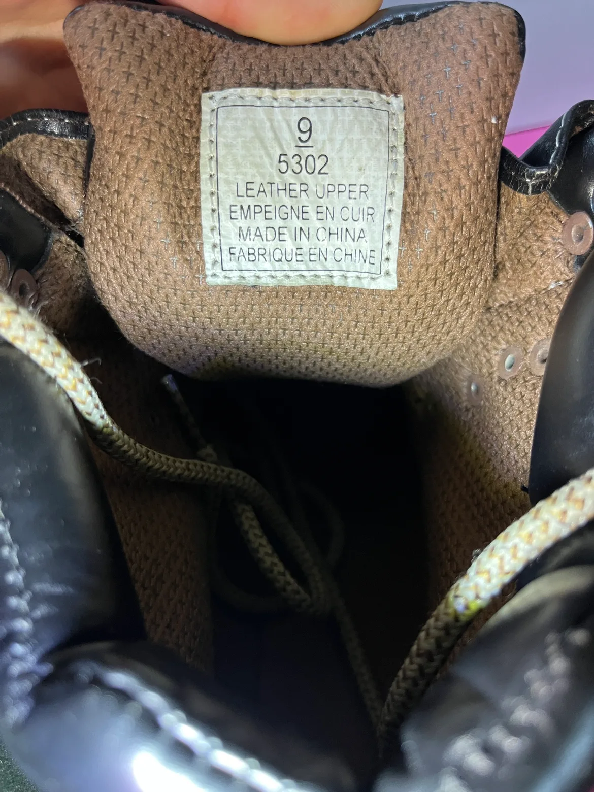 *New* Men’s Size 9 Black Leather Upper Hiking or Work Boots image indicator(6)