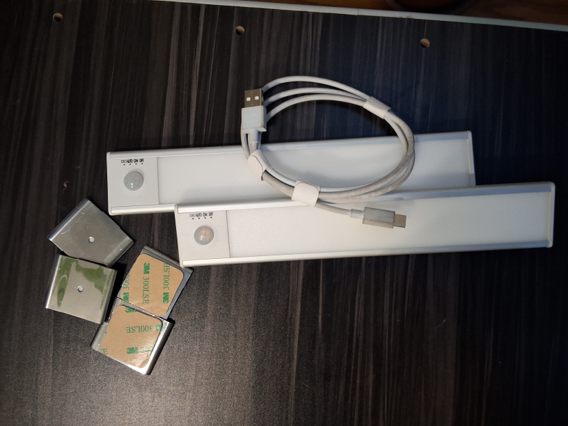 Under Cabinet Magnetic LED Lights