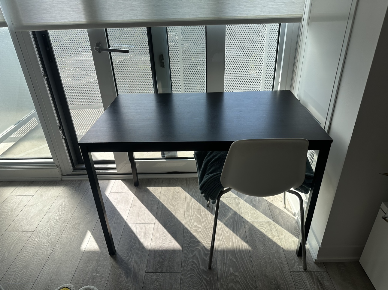 Black Desk - photo 2