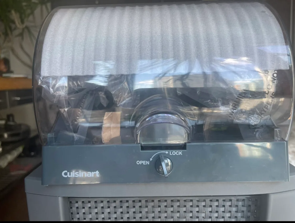 Cuisine Art Food Processor with Accessories and Attachments image indicator(3)