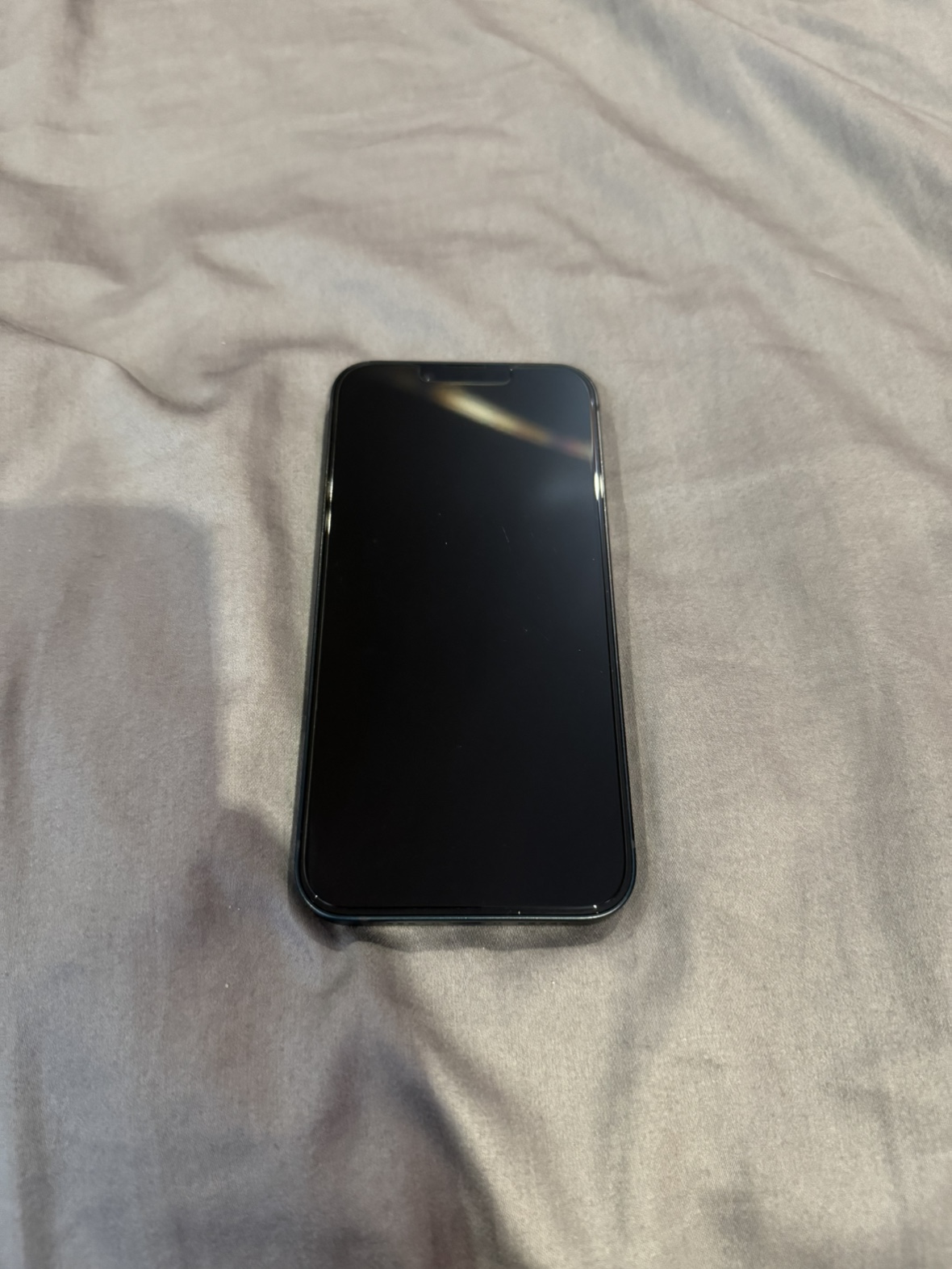 iPhone 14 Midnight Blue Like New! - photo 3