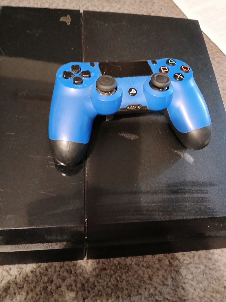 PlayStation 4 Console