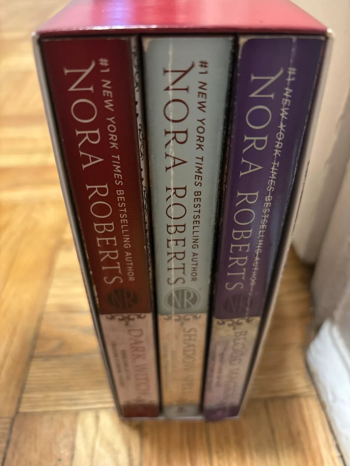 Nora Roberts The Cousins O'Dwyer Trilogy image indicator(2)