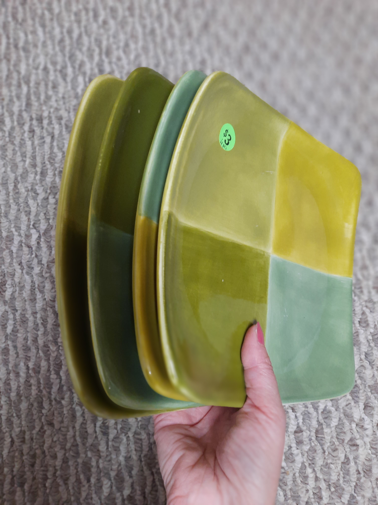 🧡Set of 4 Green and Yellow Square Plates - photo 4