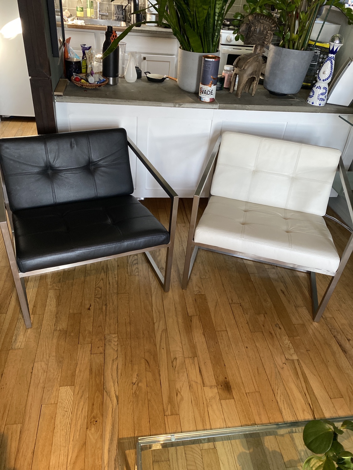 Modern Accent Chairs - photo 3