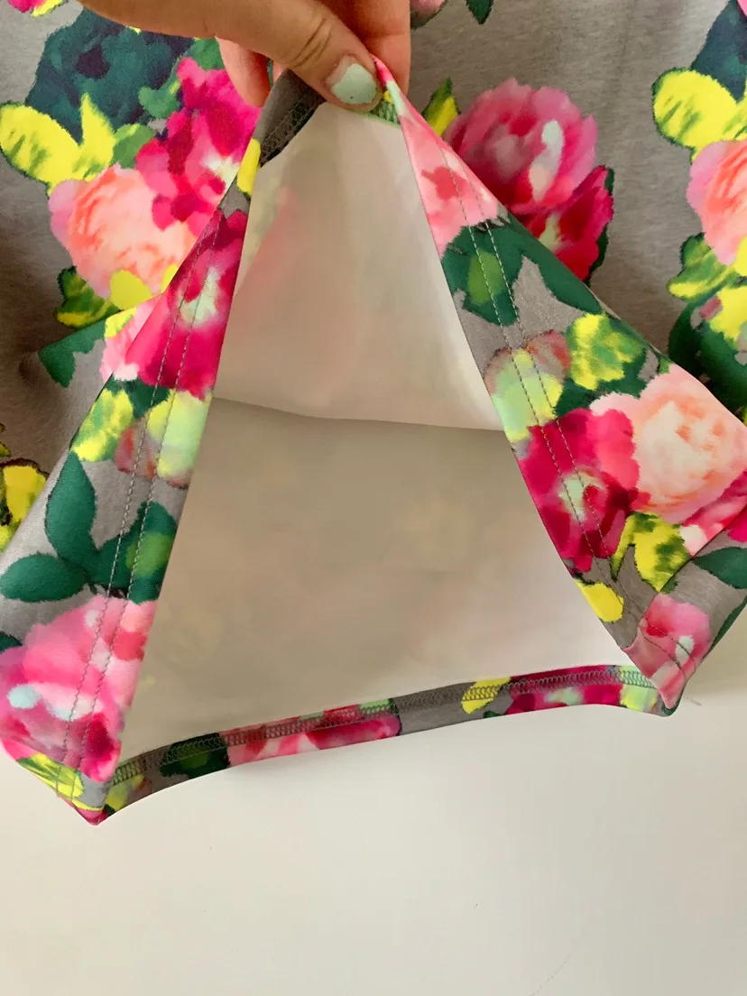 ‼️CLOSET DECLUTTER‼️ divided crop top image indicator(3)