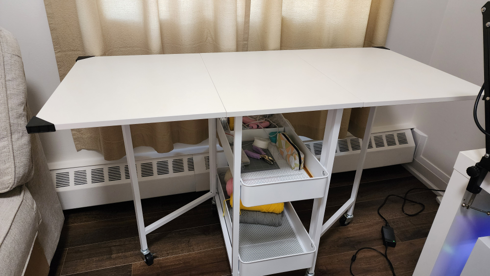 White Folding Craft Table - photo 3