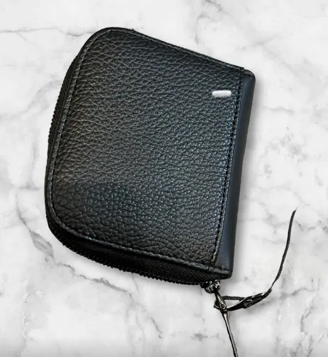 NWT Steve Madden Bcardi Wallet image indicator(2)