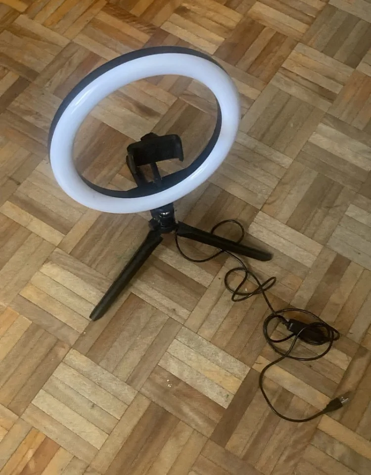 10” Ring Light with Tripod thumbnail