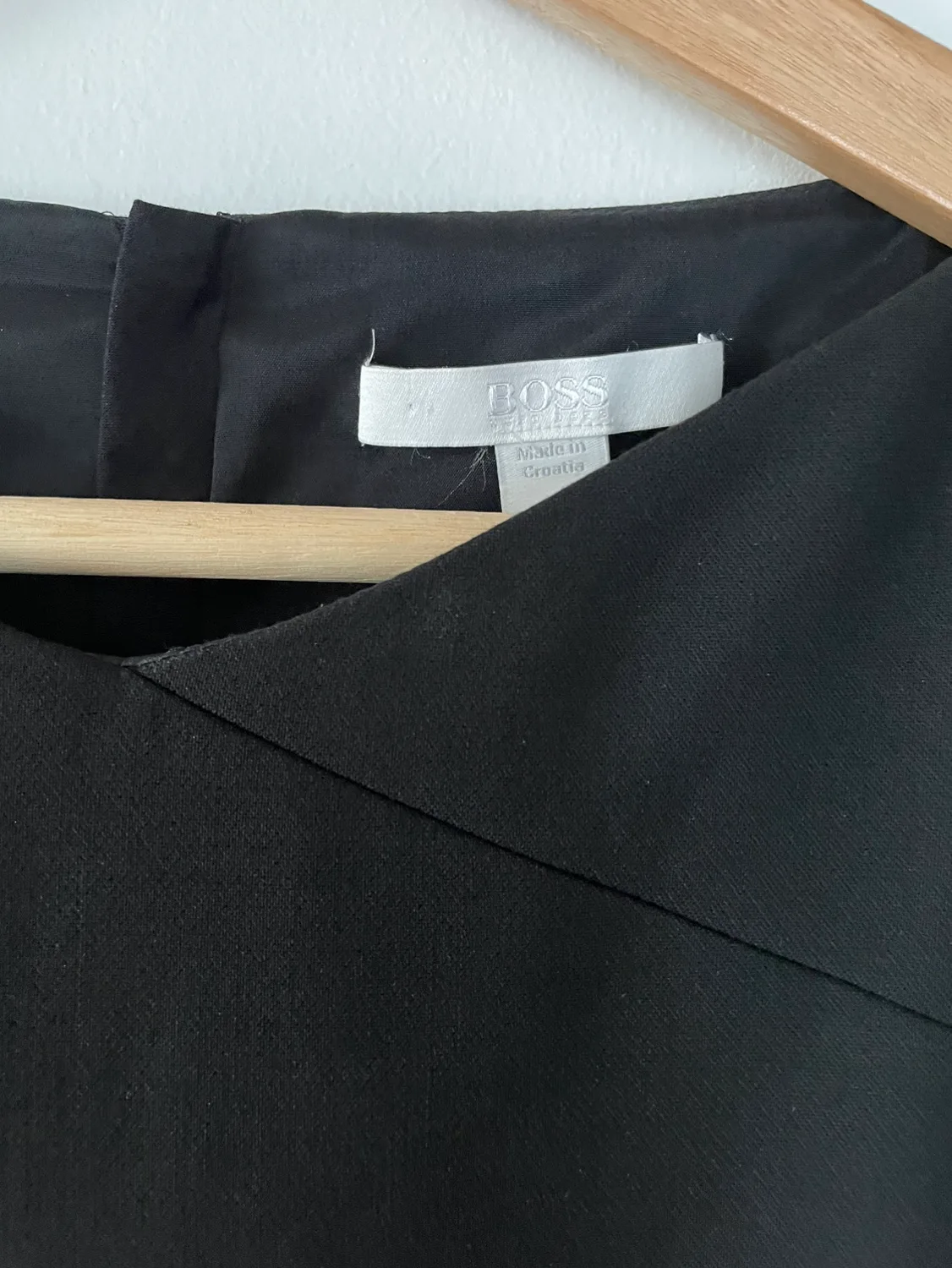 Hugo Boss Black Dress Size 8 image indicator(2)