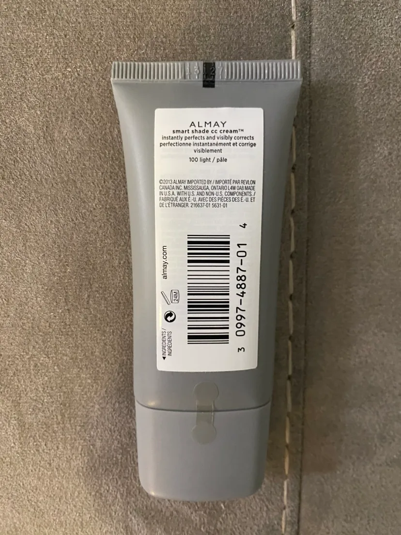 Almay Smart Shade CC Cream in light pale image indicator(2)