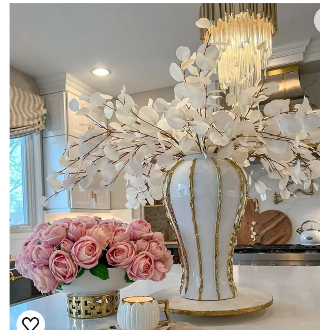 Brand new White and Gold luxury Ginger jar with lid