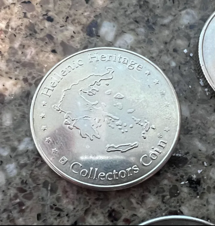 Hellenic Heritage Collectors Coin Collection 2004 image indicator(2)