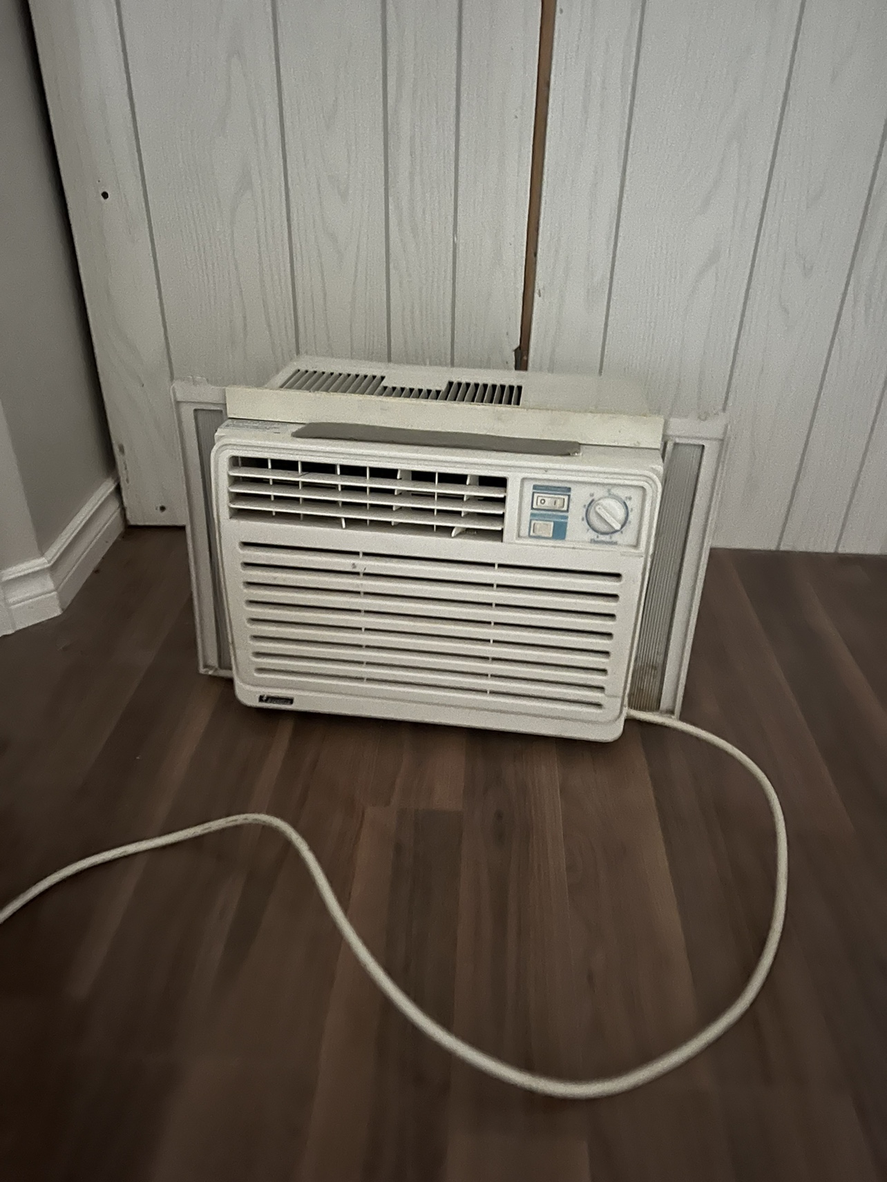 Panasonic Window Air Conditioner - photo 2
