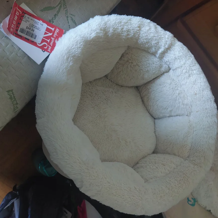 3 Pet Beds thumbnail