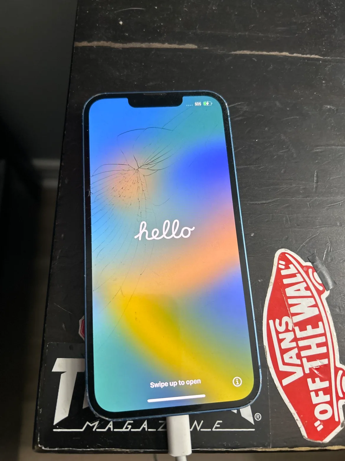 iPhone 13 (used) thumbnail