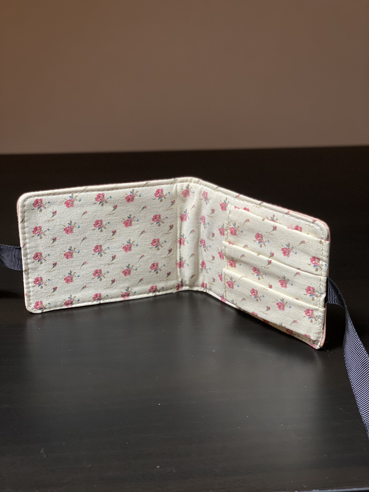 Gucci Beauty Cosmetics Pink Makeup Lipstick Pouch - photo 3