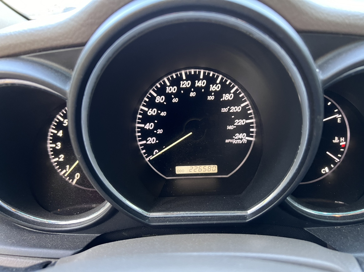Lexus RX 330 - photo 2