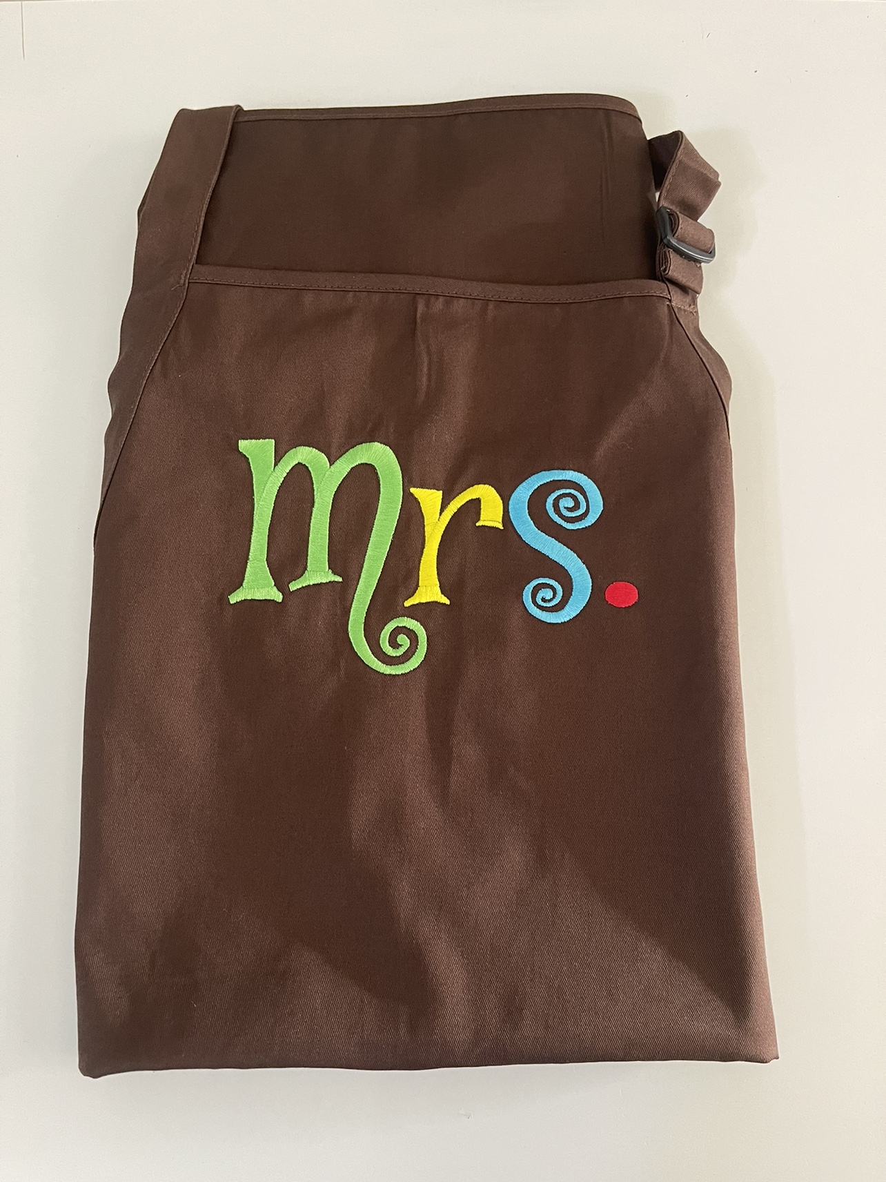 Mr. and Mrs. Aprons - photo 3