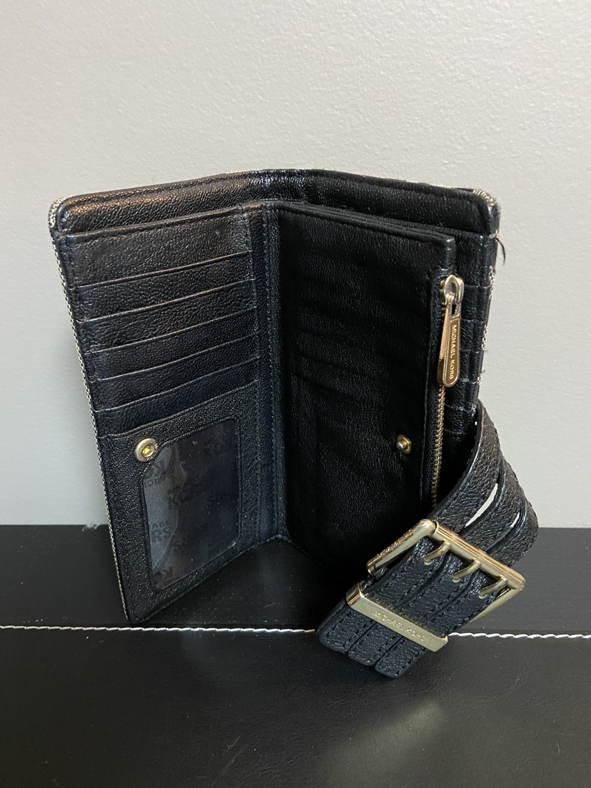 Michael Kors Wallet - photo 4