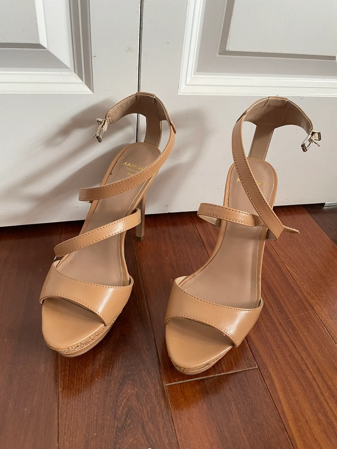 Mango Tan/Beige Platform Heels image indicator(3)
