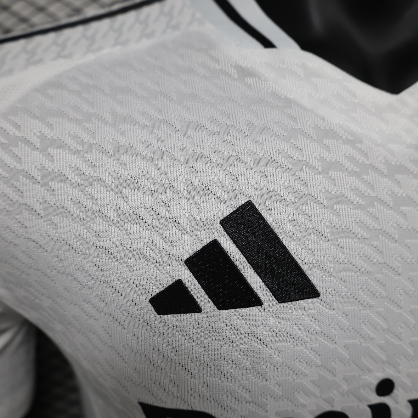 Real Madrid 24/25 season official jersey - photo 4