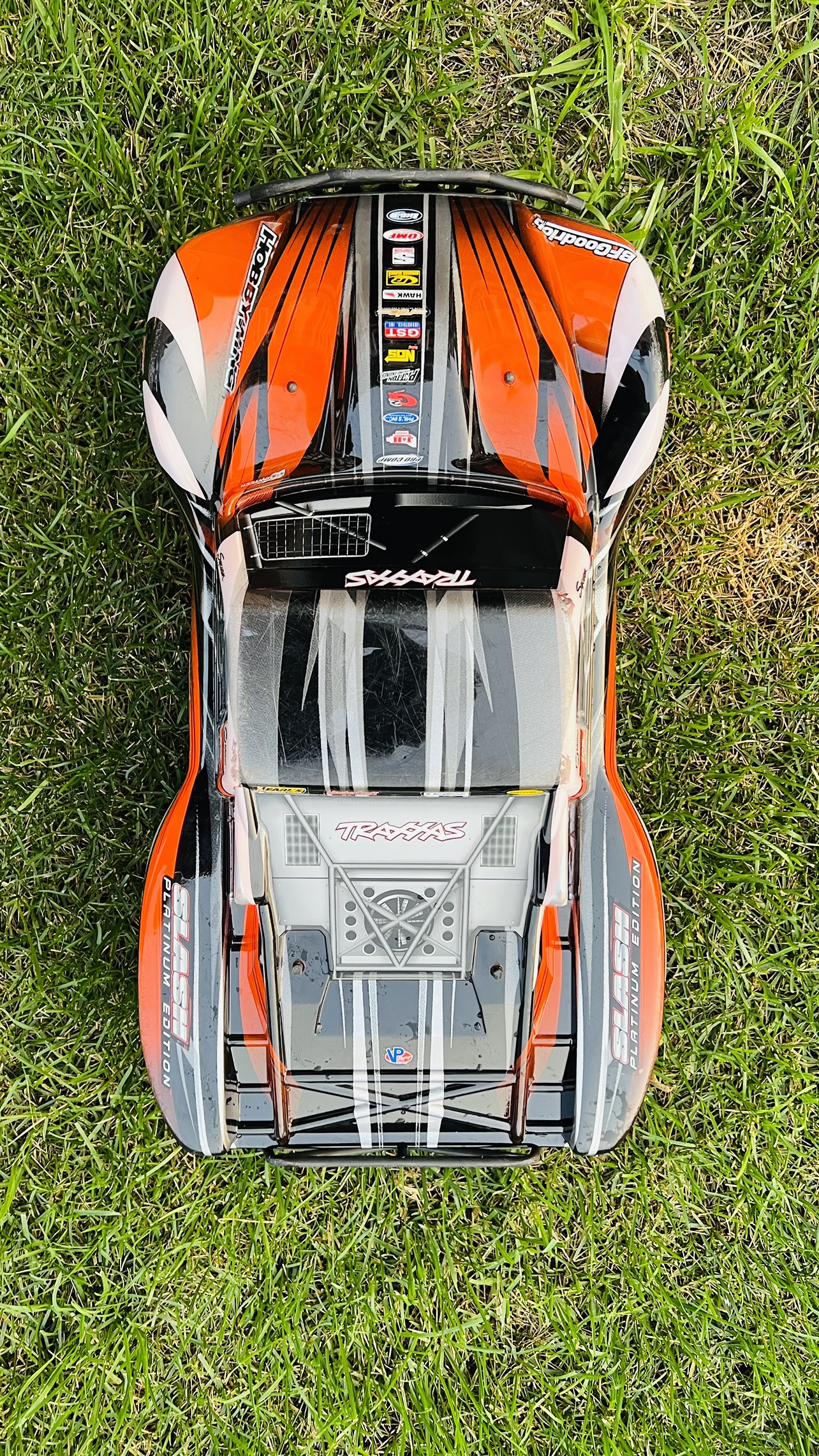 Traxxas Slash 2WD RC Car - photo 3