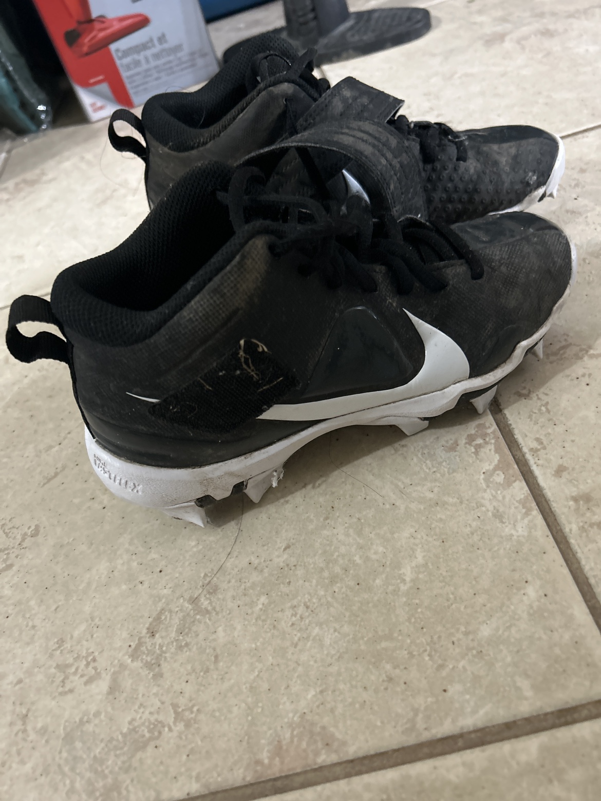 Nike Trout Baseball Cleats - photo 2
