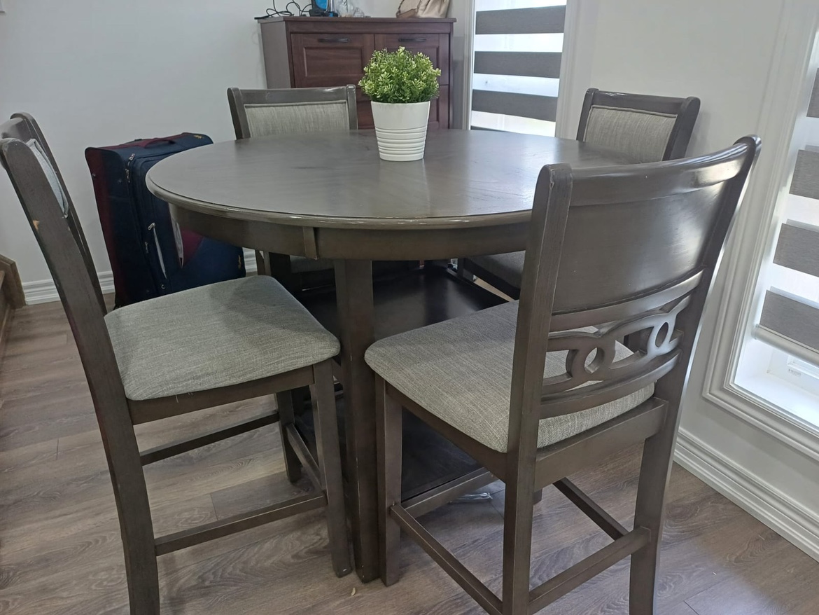Dining Table Set with high chair - photo 2