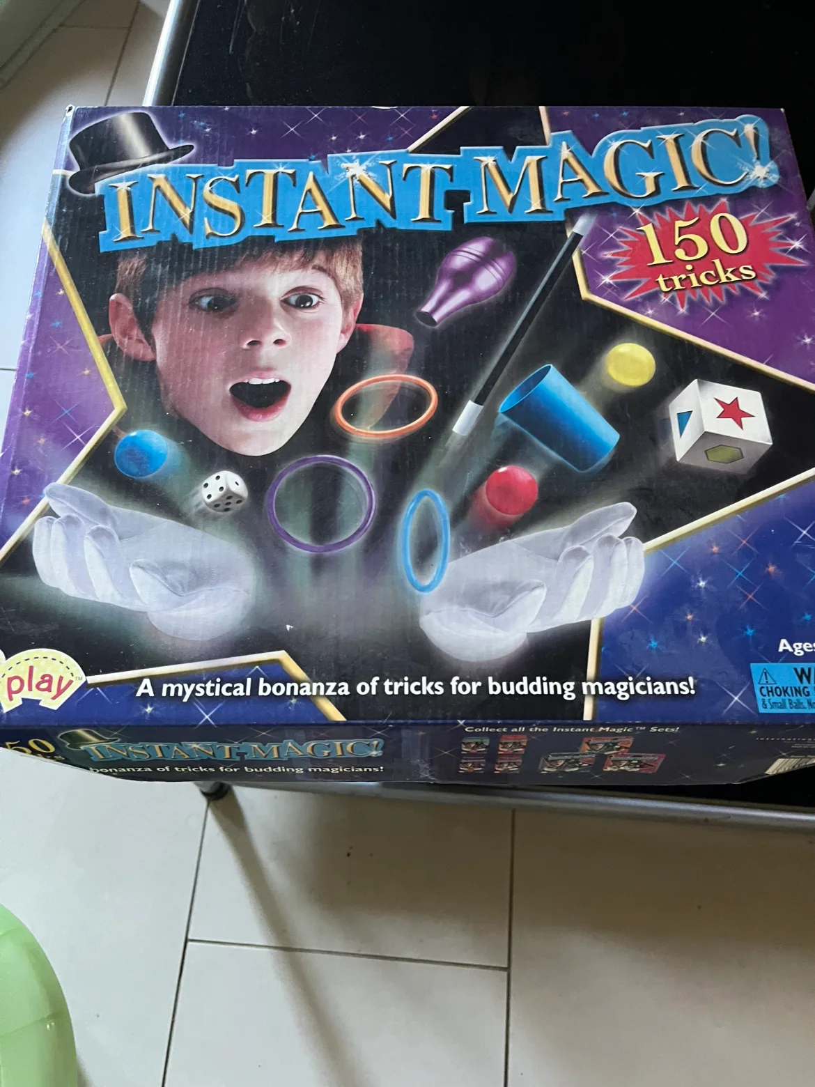 Instant Magic Tricks 2 boxes image indicator(2)