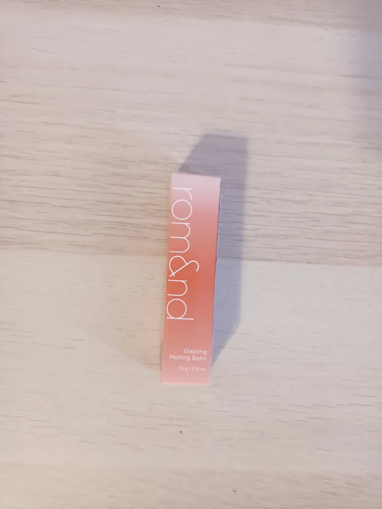 Romand Glasting Melting Balm image indicator(2)