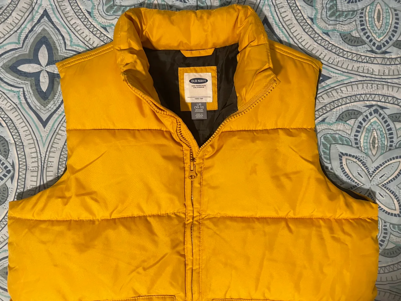 Old Navy Yellow Puffer Vest image indicator(9)