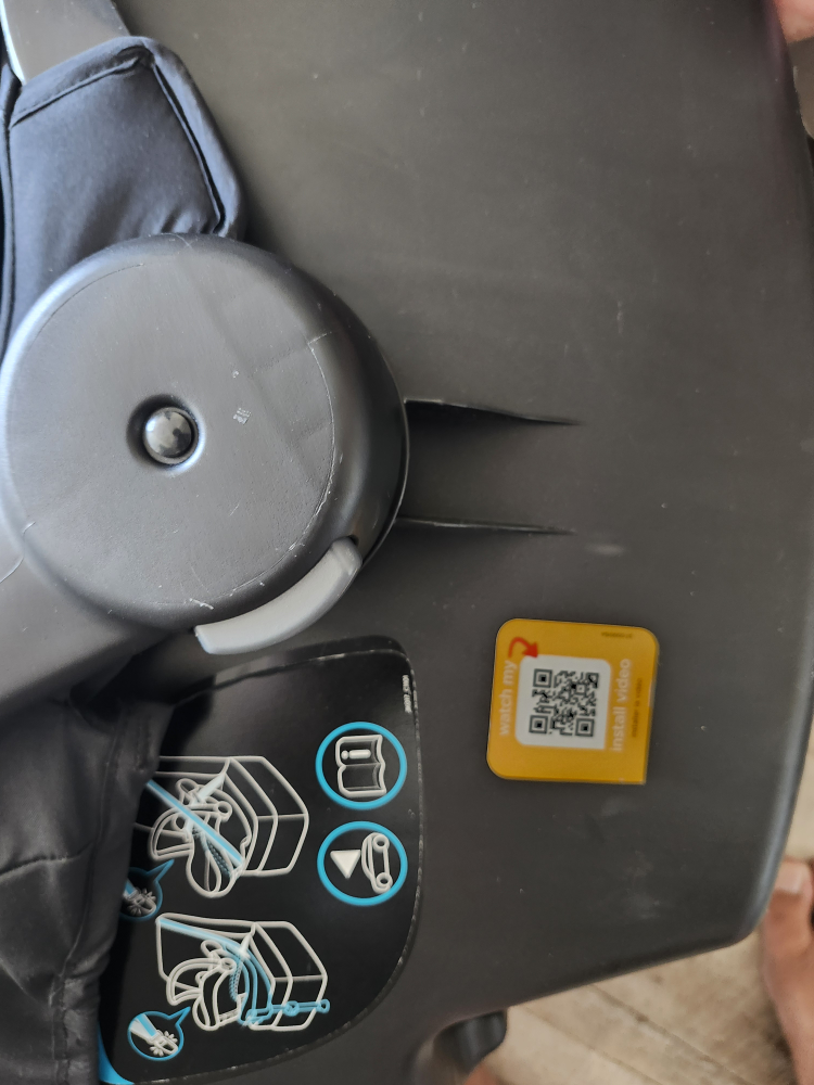 Joie i-Snug Infant Car Seat - photo 4