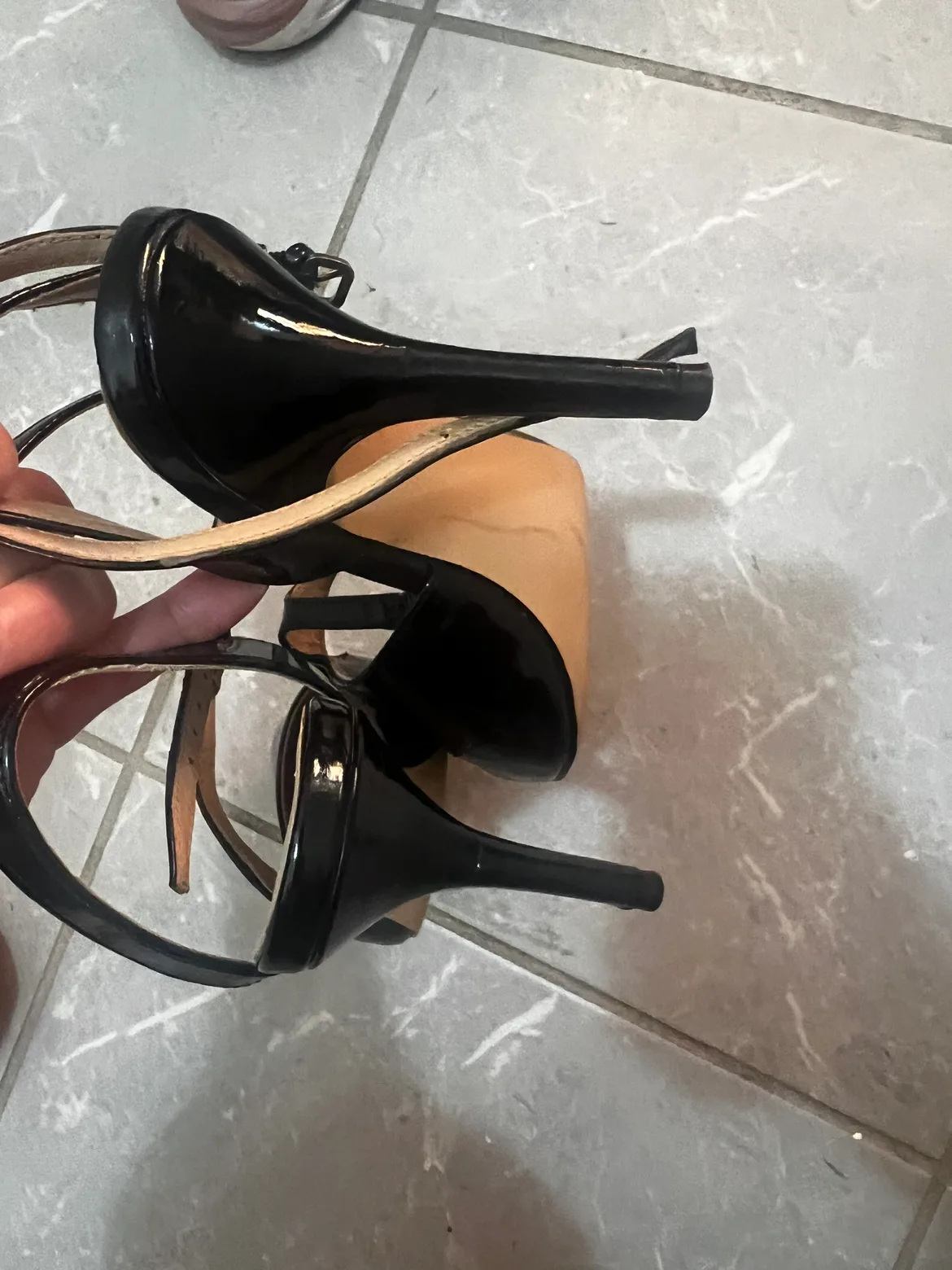 Black Patent Leather Heels image indicator(3)