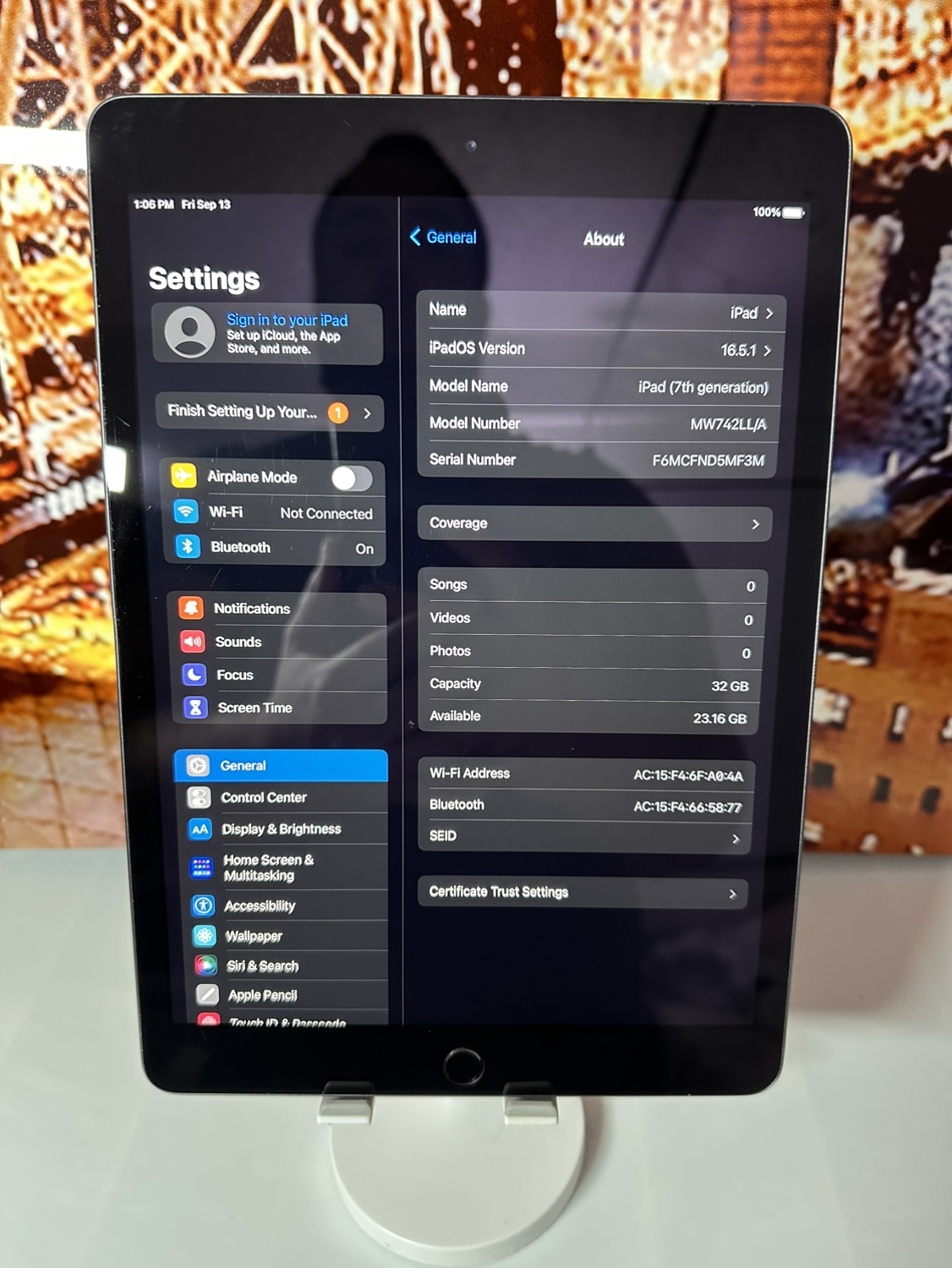iPad 7th Generation 32GB Space Gray