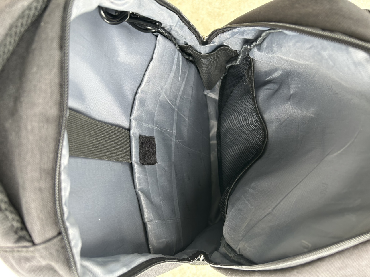 Black Backpack - photo 4