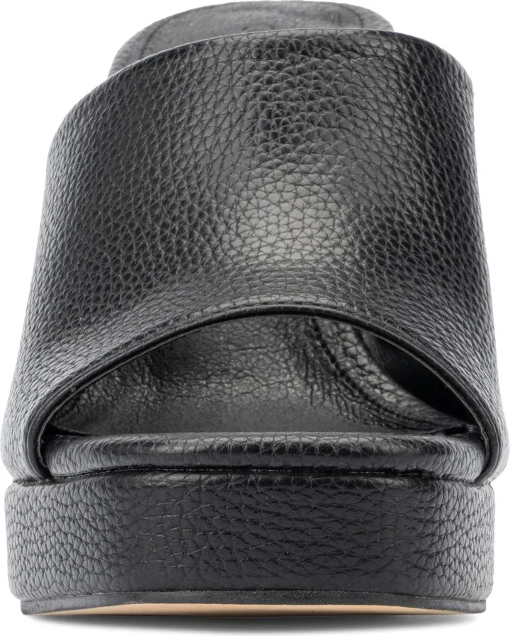 Gabrielle Union Women's Imana Platform Sandal image indicator(7)