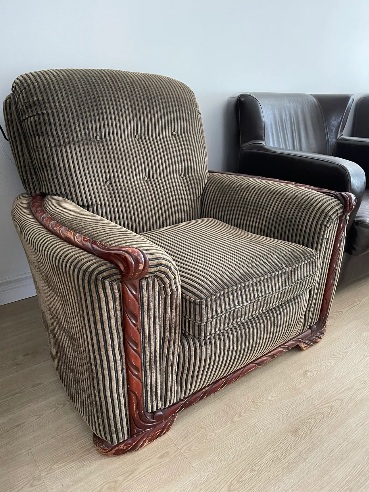 Armchair thumbnail
