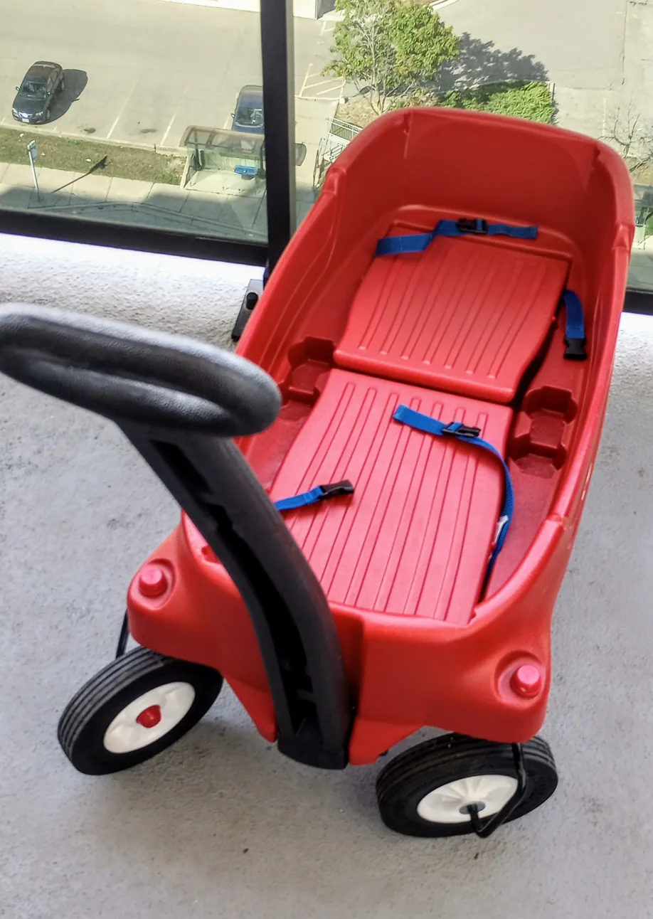 Radio Flyer Pathfinder Wagon, Model: 2700, Like new !! thumbnail