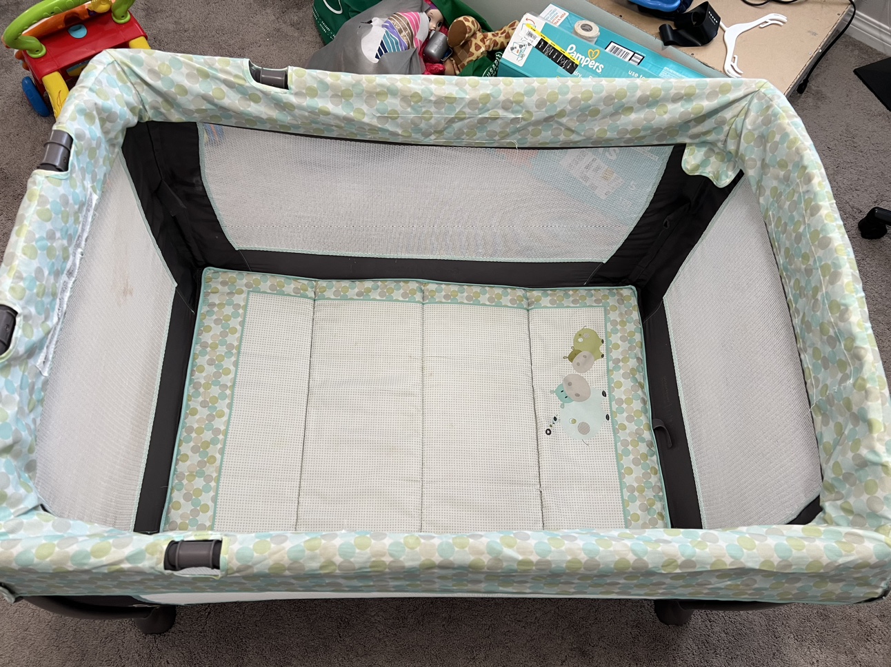 Pack n play crib - photo 3
