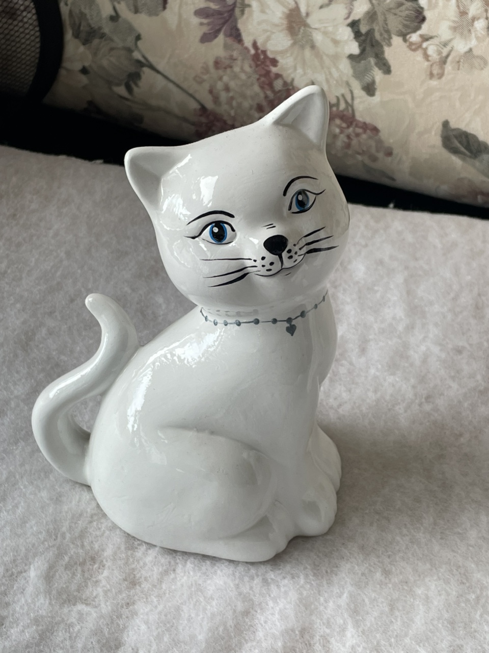 Ceramic Cat Figurines - photo 2