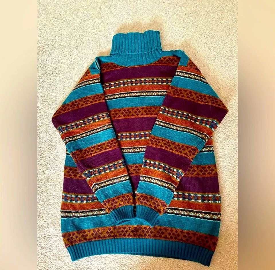 Vintage Maggie Jana Turtleneck Sweater image indicator(4)