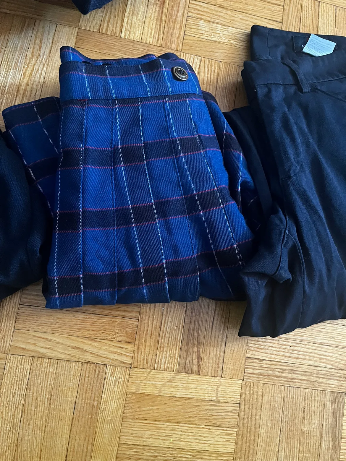 McCarthy Uniform Set thumbnail