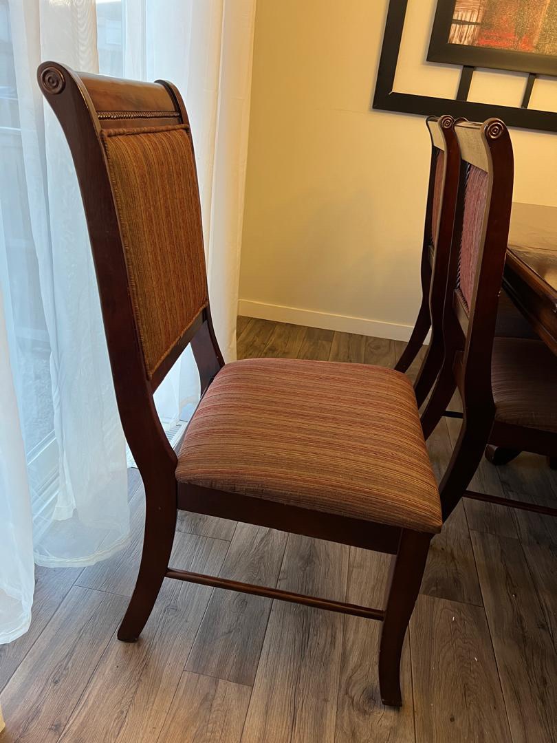 Dining table and chairs (6 set) - photo 5